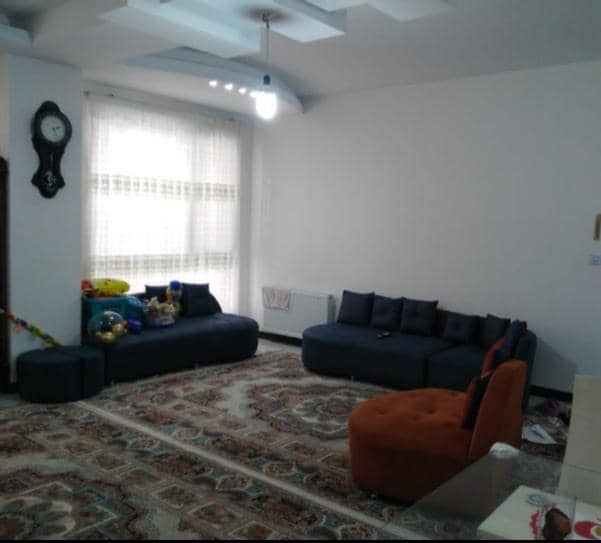 خانه فروشی هفتاد و دو متری  مجتمع مسکونی زیتون اندیشه فاز چهارم